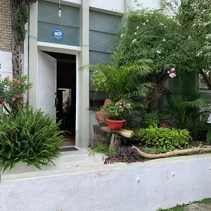 https://a-una-cuadra-de-la-minerva.guadalajarahotels.info